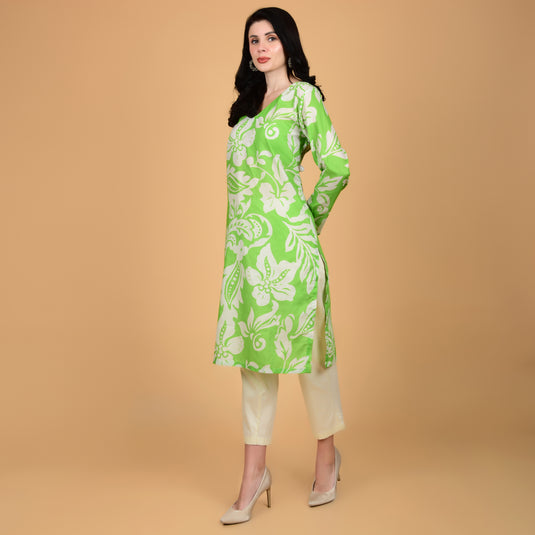 Honeylane's Green Spring Blossoms kurta with free pair of coordinating trousers.